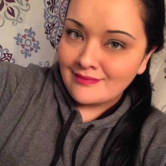 wifeyhall12